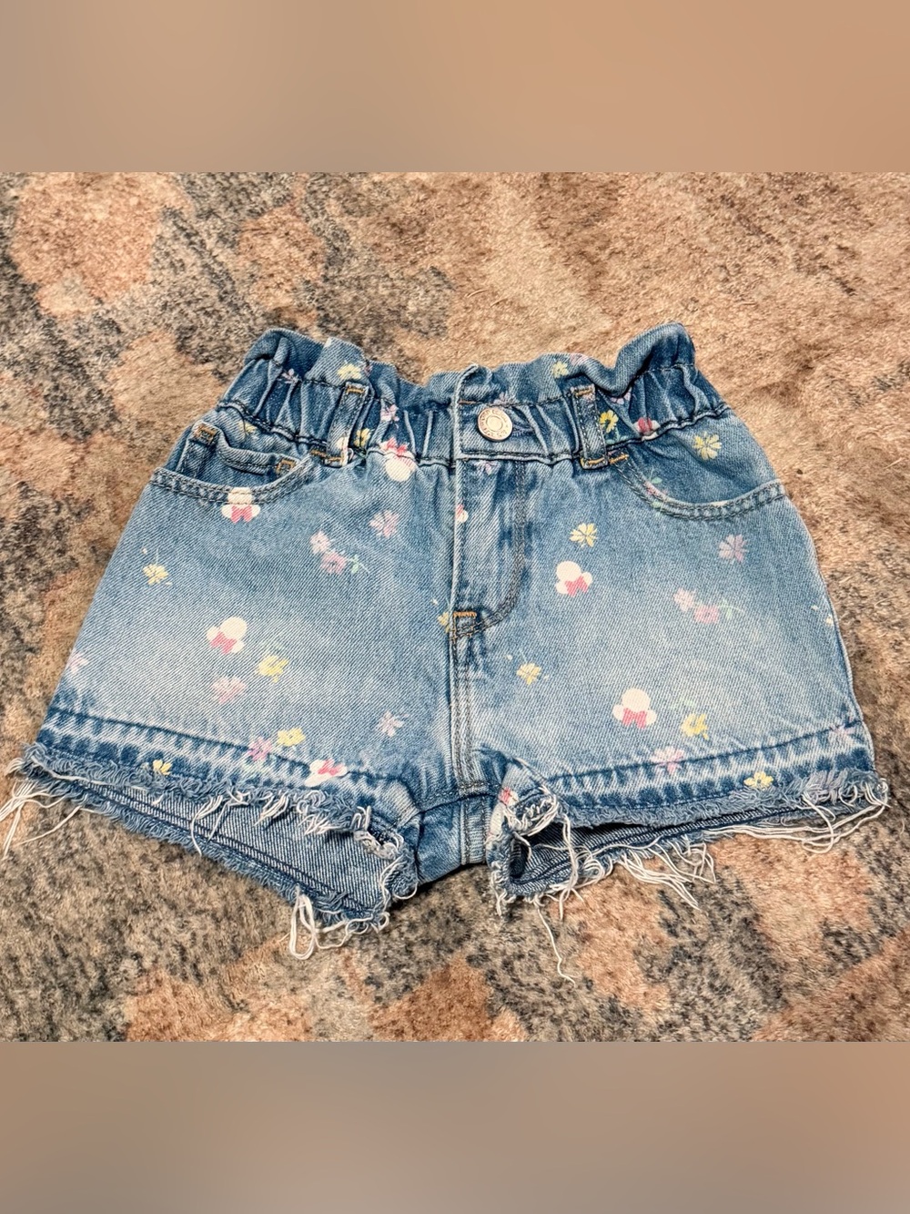 Baby GAP Light Blue Denim Floral and Minnie Mouse Ruffle-Waist Shorts 3T